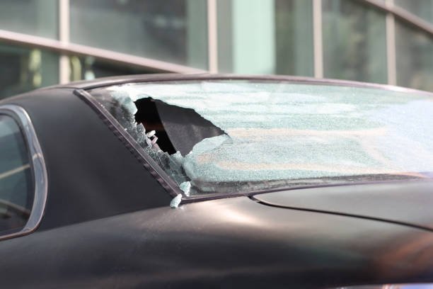 When Replacement Is Necessary - Identifying Unrepairable Windshield Damage